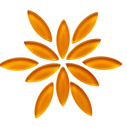 Malé okvětní lístky mandarinky