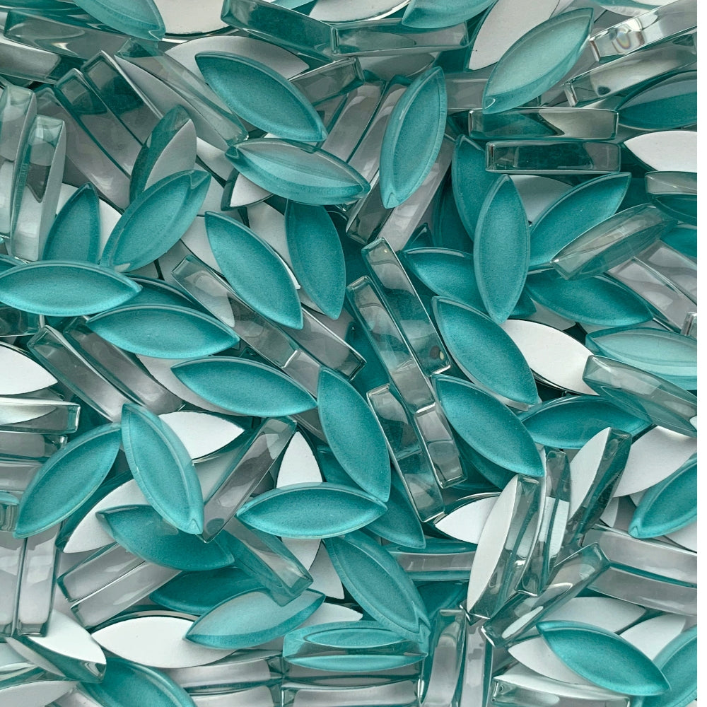 Małe Płatki Kwiatów Jasna Woda