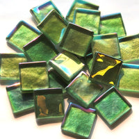 Křišťálová vlnitá irizující bazalka 20 mm