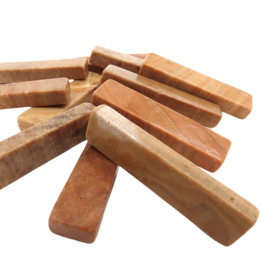 Varillas de mármol con veta de madera amarilla