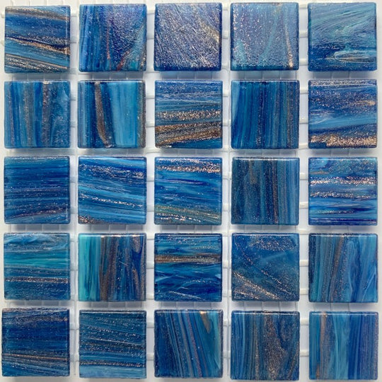 Mosaico di vetro con oro venato 20mm azzurro cielo