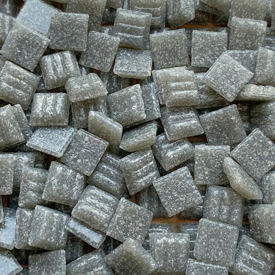 Skleněná mozaika 10 mm tmavě šedá (volná)