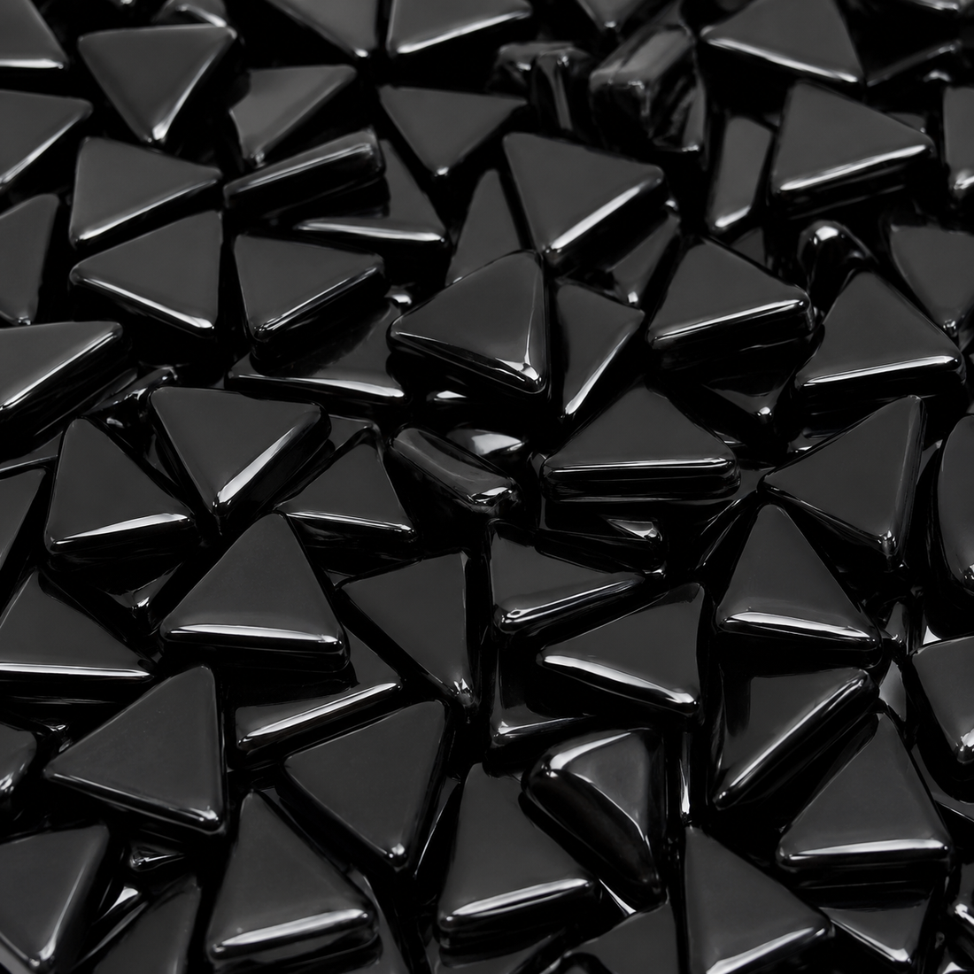 Mini mosaico in vetro triangolo opale nero