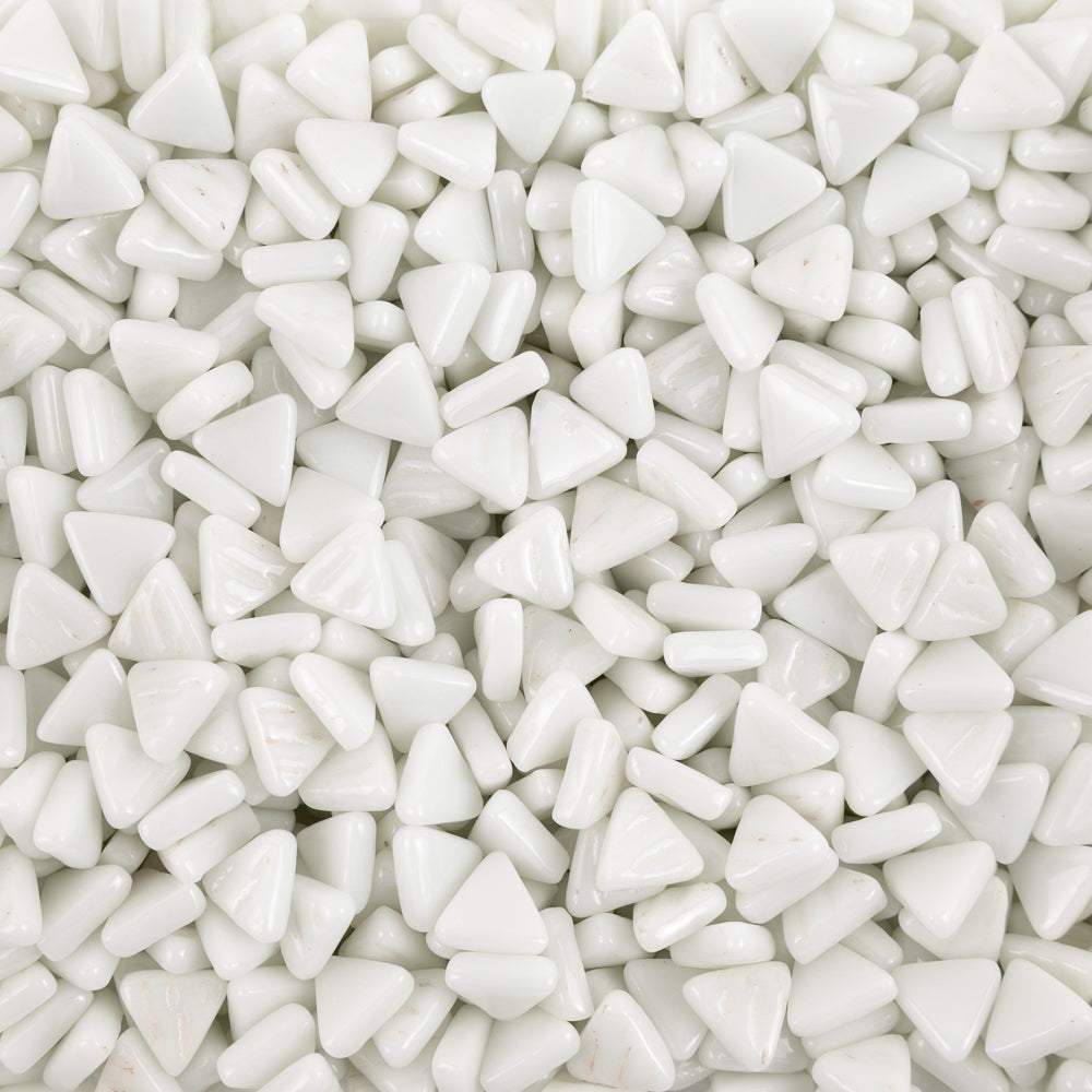 Packshot Mini Glass Mosaic Triangle – white – 8mm