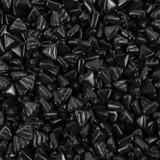 Mini mosaico de vidrio triangular ópalo negro