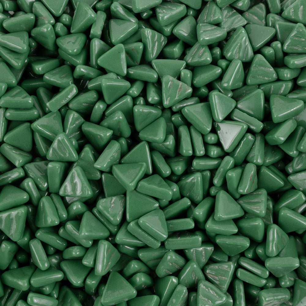 Packshot Mini Glass Mosaic Triangle – green – 8mm