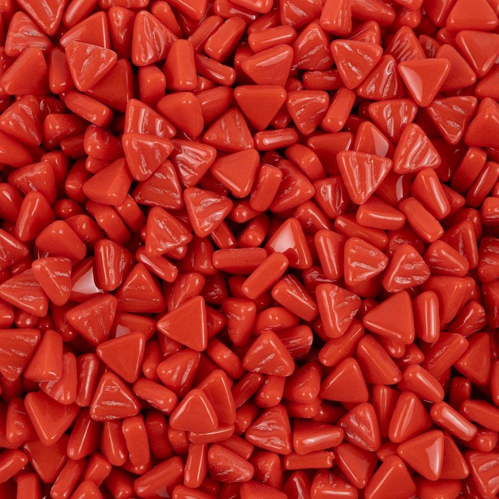 Packshot Mini Glass Mosaic Triangle – red – 8mm