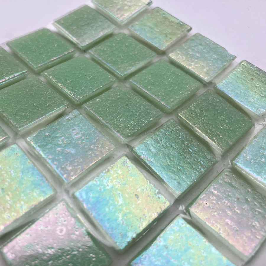 Pâtes De Verre Irisées 20mm Vert Pousse