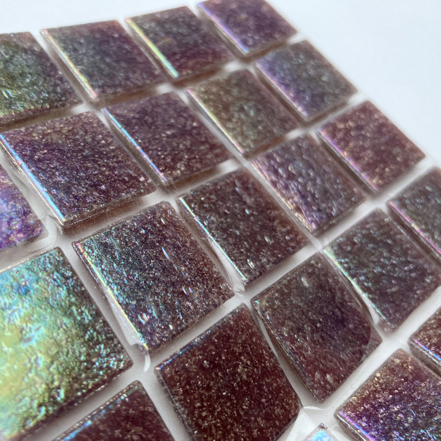 Mosaico di vetro iridescente 20mm Mangostano