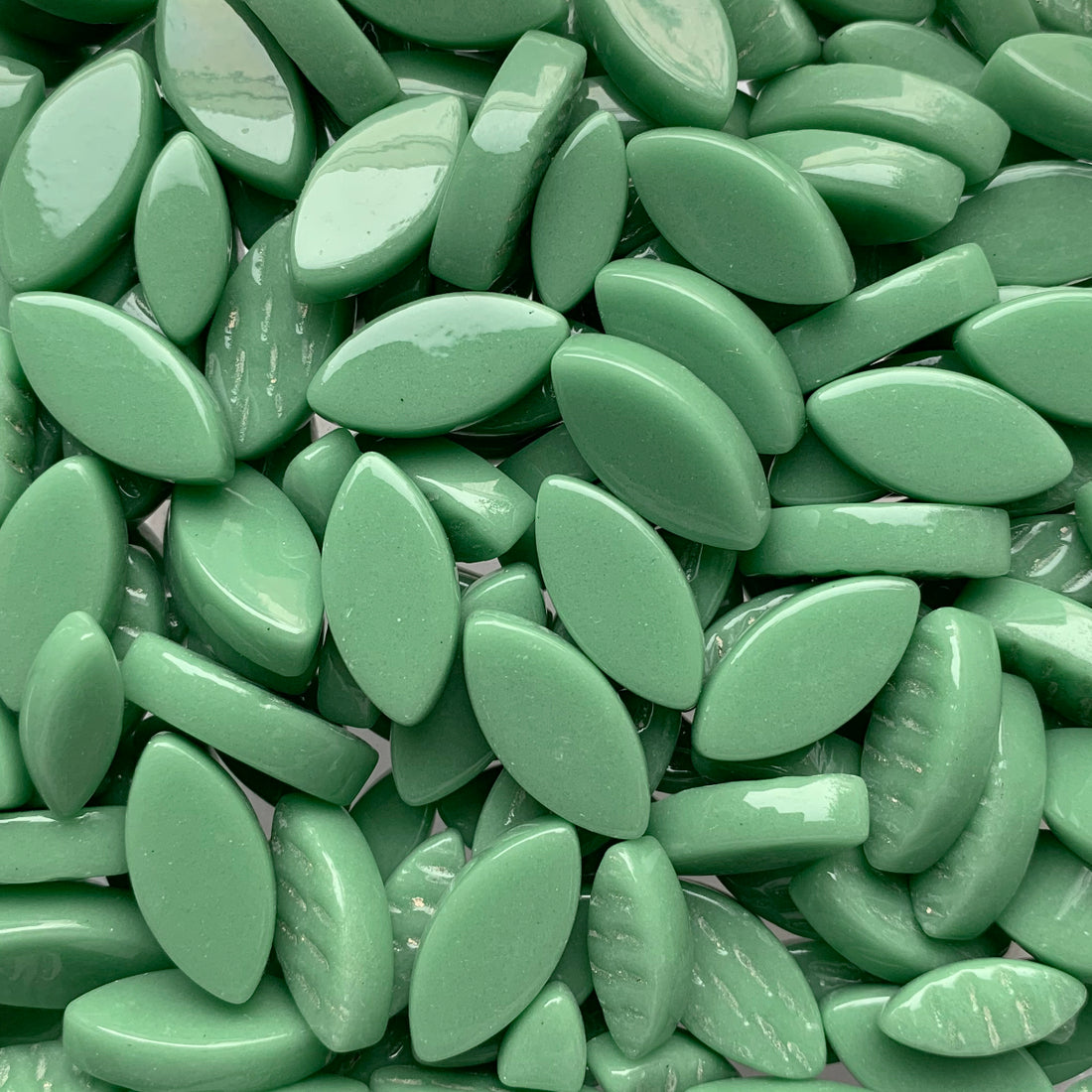 Ottoman Květinové okvětní lístky Loukově zelená