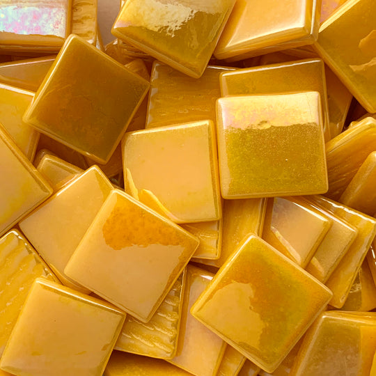 Pâte de Verre Perleťová 25 mm Teplá žlutá