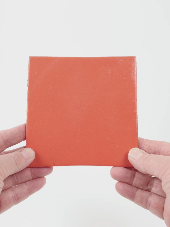 Video showing Morasutti Smalti mosaic tile – orange – 11.5 x 11.5 cm, rotated to show full tile