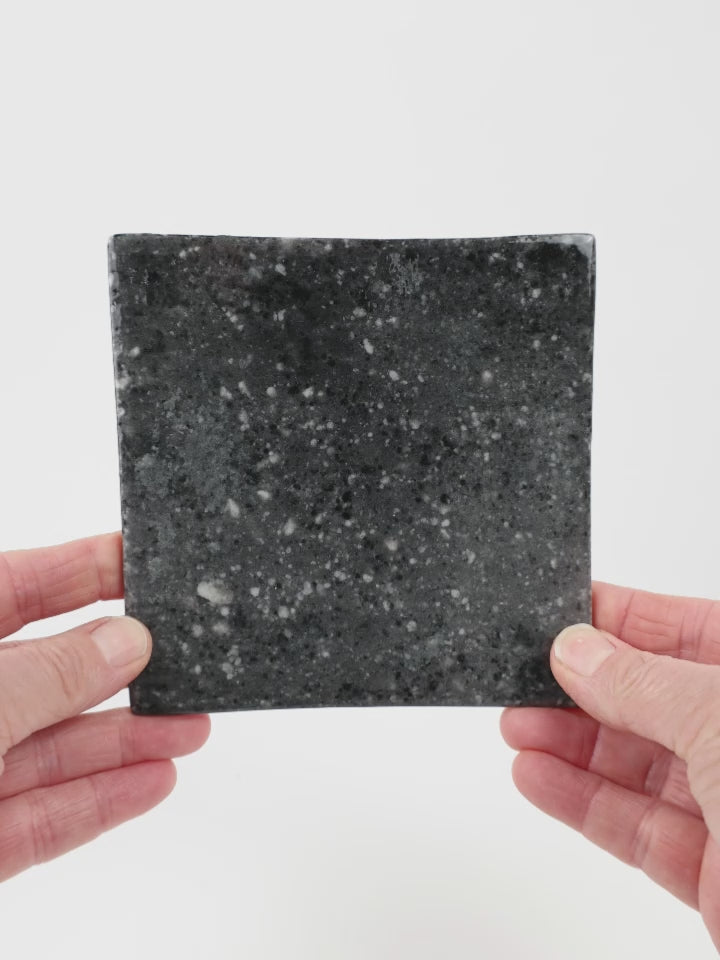 Video showing Morasutti Smalti mosaic tile – grey – 11.5 x 11.5 cm, rotated to show full tile