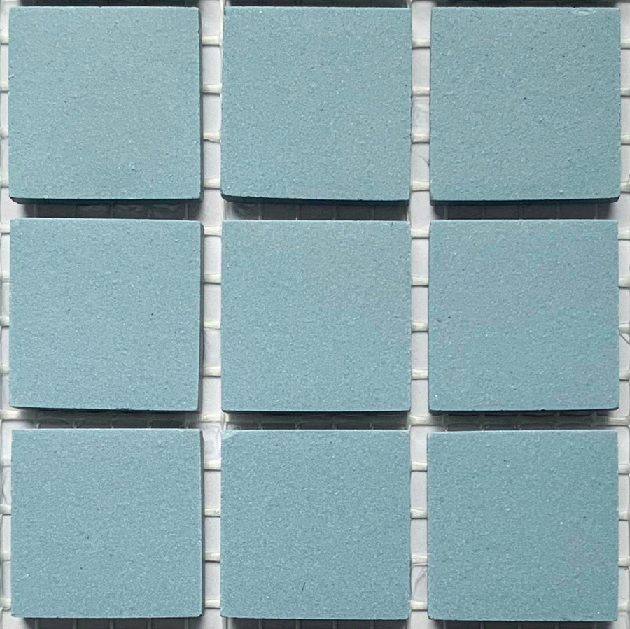 Winckelmans Bleu – matte mosaikfliser på 20x20 mm på net