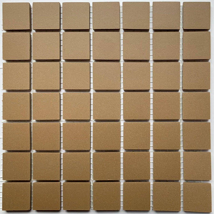 Winckelmans Café – matte mosaikfliser på 20x20 mm på net