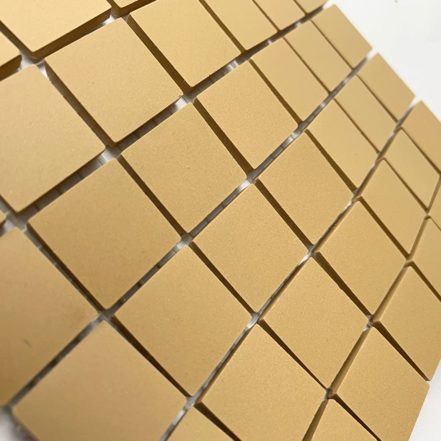 Winckelmans Jaune – matte mosaikfliser på 20x20 mm på net