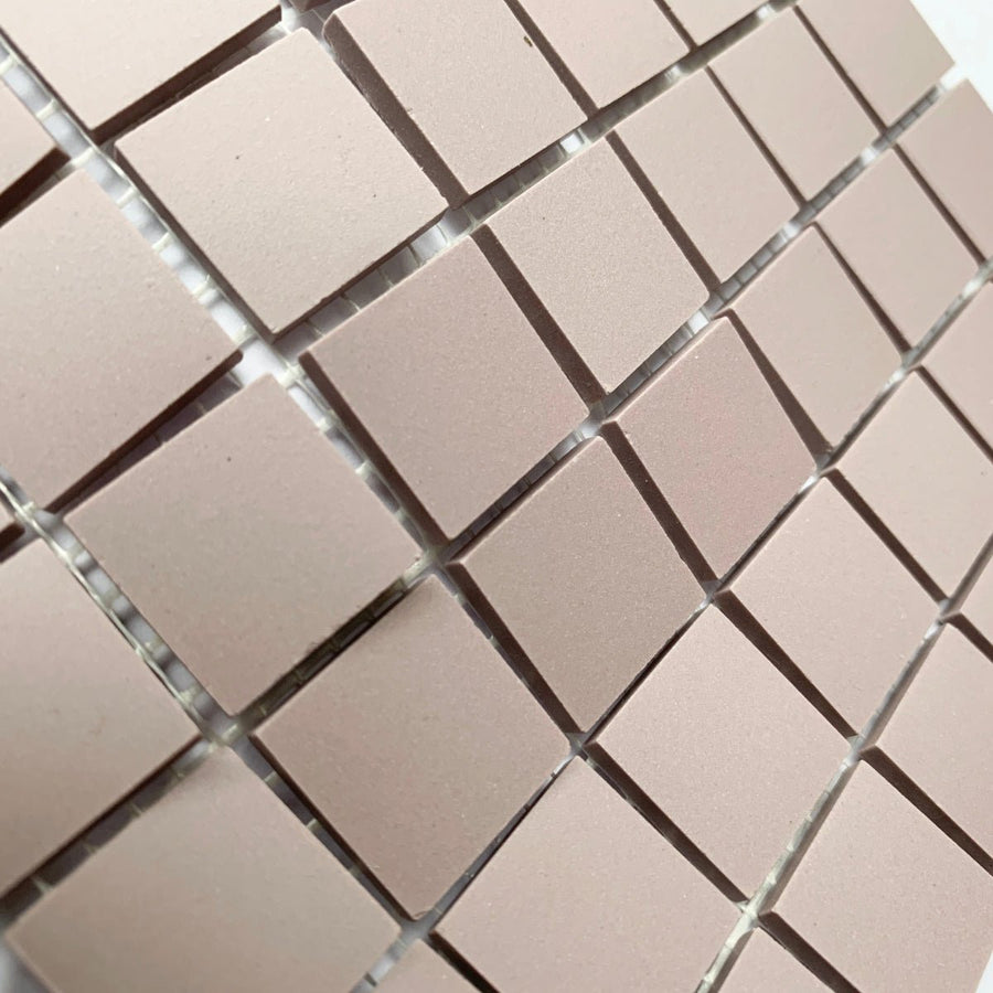 Winckelmans Parme – matné mozaikové dlaždice 20x20 mm na síťce