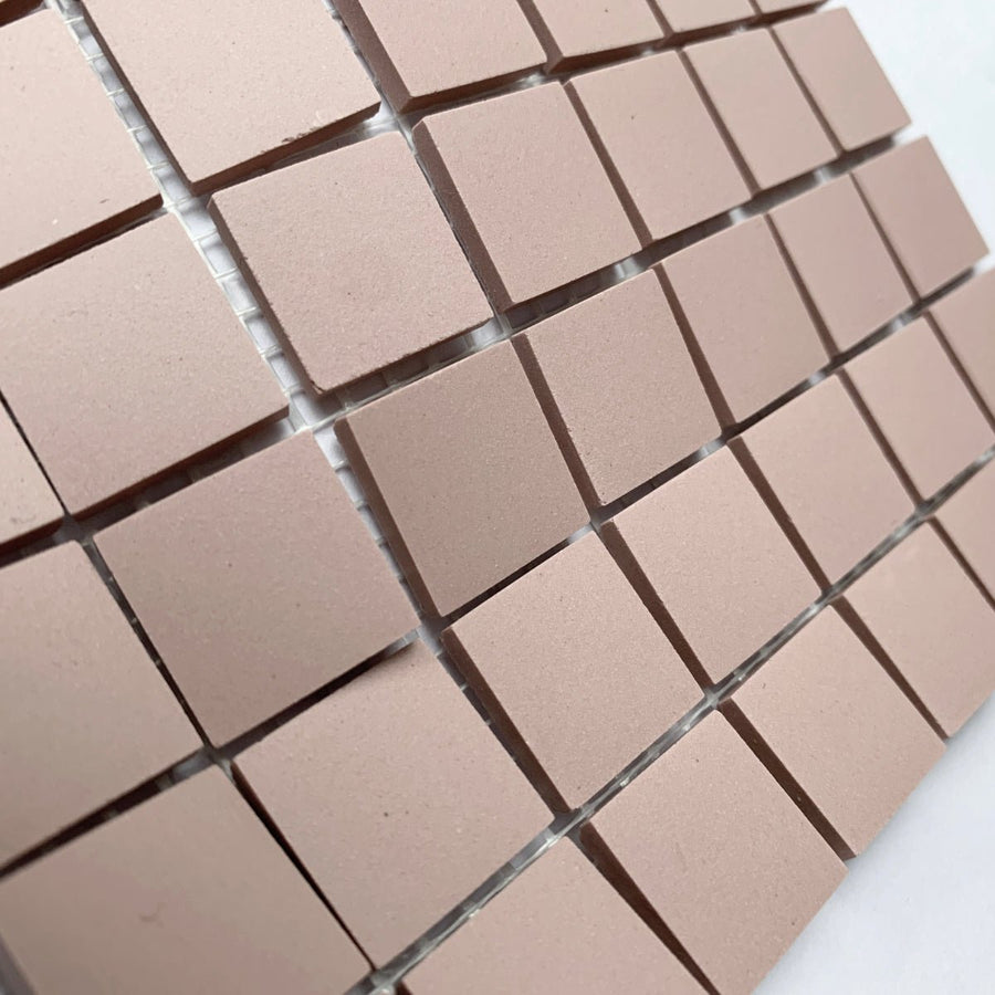 Winckelmans Rose – tessere di mosaico opache da 20x20 mm su rete